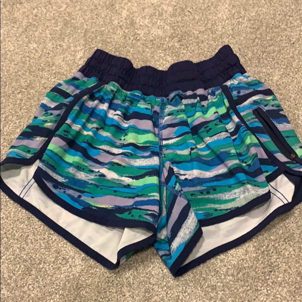 Lululemon tracker short